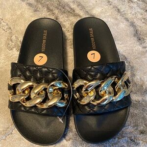 Steve Madden sandals​